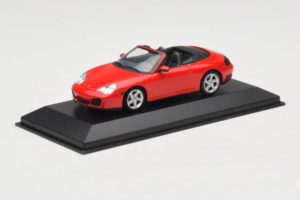 Porsche 911 996 Carrera 4S Cabriolet Rosso Minichamps 1:43 400062831 Pressofusione — immagine 2 di 4