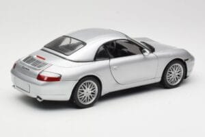 Porsche 911 996 Carrera Cabriolet Argento Hot Wheels 1:18 213595 Pressofusione — immagine 3 di 8