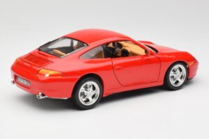 Porsche 911 996 Carrera Rosso Bburago 1:18 3385 Pressofusione — immagine 3 di 8