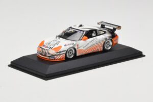 Porsche 911 996 GT3 Cup Mobil 1 #1 VIP Car 2004 Minichamps 1:43 WAP02012115-R1 Pressofusione — immagine 2 di 4