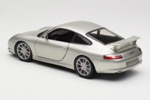 Porsche 911 996 GT3 Argento Hot Wheels 1:18 C2590 Pressofusione — immagine 7 di 8