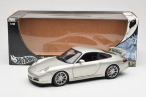 Porsche 911 996 GT3 Argento Hot Wheels 1:18 C2590 Pressofusione — immagine 8 di 8