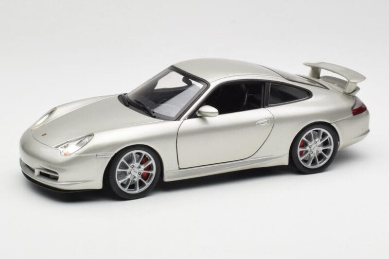 Porsche 911 996 GT3 Argento Hot Wheels 1:18 C2590 Pressofusione