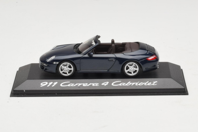 Porsche 911 997 Carrera 4 Cabriolet Blu Scuro Minichamps 1:43 Porsche 911 997 Carrera 4 Cabriolet Blu Scuro Minichamps 1:43 WAP02015216-P1 Pressofusione