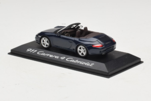 Porsche 911 997 Carrera 4 Cabriolet Blu Scuro Minichamps 1:43 WAP02015216-R1 Pressofusione — immagine 3 di 4