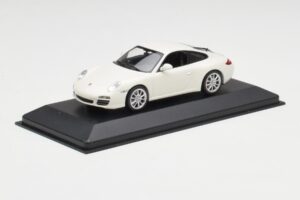 Porsche 911 997 Carrera 4S Carrara Bianco Minichamps 1:43 403066431 Pressofusione — immagine 2 di 4