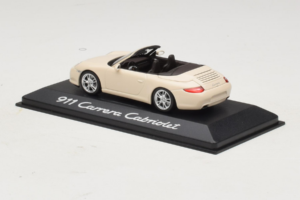 Porsche 911 997 Carrera Cabriolet Bianco Minichamps 1:43 WAP02001118 Pressofusione — immagine 3 di 5