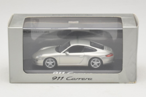 Porsche 911 997 Carrera Silver Metallic Minichamps 1:43 WAP02011515 Pressofusione — immagine 5 di 5