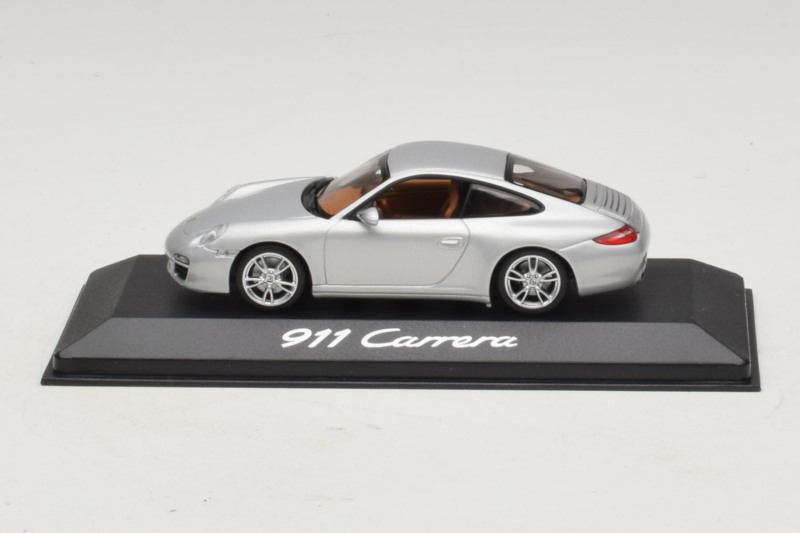 Porsche 911 997 Carrera Silver Metallic Minichamps 1:43 WAP02001218 Pressofusione