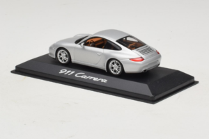 Porsche 911 997 Carrera Silver Metallic Minichamps 1:43 WAP02001218 Pressofusione — immagine 3 di 5