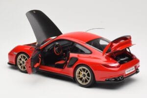 Porsche 911 997 GT2 RS Rosso AUTOart 1:18 77964 Pressofusione — immagine 5 di 8