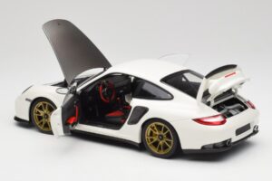 Porsche 911 997 GT2 RS Bianco & Oro Cerchi Minichamps 1:18 100069406 Pressofusione — immagine 5 di 8