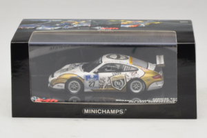 Porsche 911 997 GT3 Cup #27 24 Hours of Nurburgring 2010 Minichamps 1:43 437106727 Pressofusione — immagine 4 di 4
