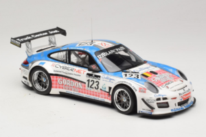 Porsche 911 997 GT3 R #123 Muhlner Motorsport E. Fumal / E. Thiry 24 Hours of Spa 2011 Minichamps 1:18 151118923 Pressofusion — immagine 4 di 6
