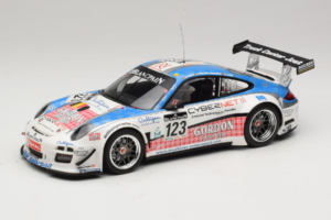 Porsche 911 997 GT3 R #123 Muhlner Motorsport E. Fumal / E. Thiry 24 Hours of Spa 2011 Minichamps 1:18 151118923 Pressofusion