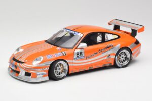 Porsche 911 997 GT3 R #88 Porsche Consulting 2005 AUTOart 1:18 77821 Pressofusione