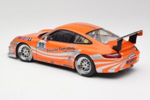 Porsche 911 997 GT3 R #88 Porsche Consulting 2005 AUTOart 1:18 77821 Pressofusione — immagine 7 di 8