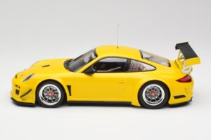 Porsche 911 997 GT3 R Street Racing Giallo Minichamps 1:18 151108902 Pressofusione — immagine 3 di 6