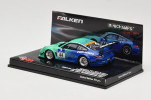 Porsche 911 997 GT3 R #44 Team Falken S. Henzler / P. Dumbreck / M. Ragginger / S. Asch 24 Hours Nurburgring 2011 Minichamps  — immagine 3 di 4