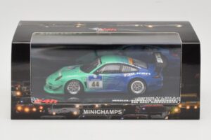 Porsche 911 997 GT3 R #44 Team Falken S. Henzler / P. Dumbreck / M. Ragginger / S. Asch 24 Hours Nurburgring 2011 Minichamps  — immagine 4 di 4