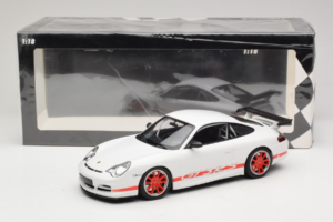 Porsche 911 996 GT3 RS Bianco Striscia Rossa Minichamps 1:18 155062020 Pressofusione — immagine 6 di 6