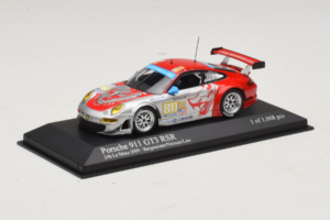 Porsche 911 997 GT3 RSR #80 J. Bergmeister / S. Neiman / D. Law 24 Hours of Le Mans 2009 Minichamps 1:43 400096980 Pressofusi — immagine 2 di 4