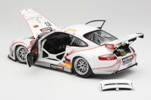 Porsche 911 997 GT3 RSR #83 Team Seikel L. Nielsen / M. Ehret / D. Farnbacher 24 Hours of Le Mans 2006 Minichamps 1:18 100066 — immagine 5 di 8