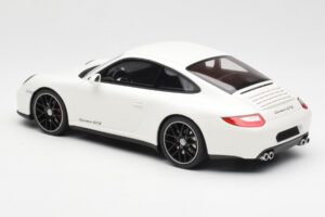 Porsche 911 997 GTS Bianco GT Spirit 1:18 GT287 Resina — immagine 5 di 6
