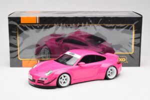 Porsche 911 997 RWB Rosa IXO 1:18 18CMC167 Pressofusione — immagine 5 di 5