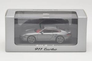 Porsche 911 997 Turbo Anthracite Grey Minichamps 1:43 WAP0200010A Pressofusione — immagine 4 di 4