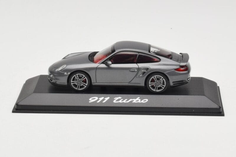 Porsche 911 997 Turbo Anthracite Grey Minichamps 1:43 WAP0200010A Pressofusione