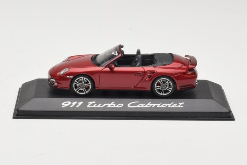 Porsche 911 997 Turbo Cabriolet Rosso Minichamps 1:43 WAP0200130A Pressofusione