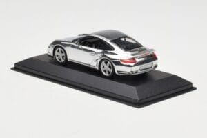 Porsche 911 997 Turbo Chrome Silver Minichamps 1:43 WAP02060816-R Pressofusione — immagine 4 di 5