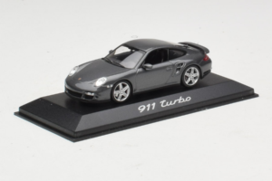 Porsche 911 997 Turbo Grey Metallic Minichamps 1:43 WAP02013116 Pressofusione — immagine 2 di 4