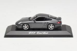 Porsche 911 997 Turbo Grey Metallic Minichamps 1:43 WAP02013116 Pressofusione