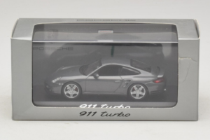 Porsche 911 997 Turbo Grey Metallic Minichamps 1:43 WAP02013016 Pressofusione — immagine 5 di 5