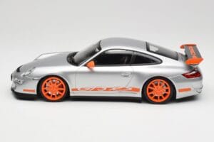 Porsche 911 997.1 GT3 RS Argento con Cerchi Arancioni Minichamps 1:18 155062120 Pressofusione — immagine 3 di 6
