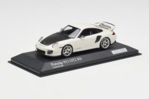 Porsche 911 997.2 GT2 RS Bianco con Cerchi Argento Minichamps 1:43 400069405 Pressofusione — immagine 2 di 4