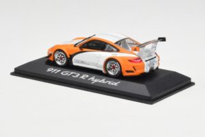 Porsche 911 GT3 R Hybrid 997.2 Presentation White Orange Minichamps 1:43 WAP0201170B Pressofusione — immagine 3 di 4