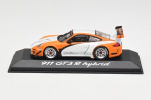 Porsche 911 GT3 R Hybrid 997.2 Presentation White Orange Minichamps 1:43 WAP0201170B Pressofusione