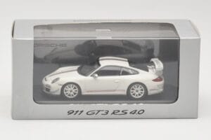 Porsche 911 997.2 GT3 RS 4.0 Bianco Minichamps 1:43 WAP0200010C Pressofusione — immagine 4 di 4
