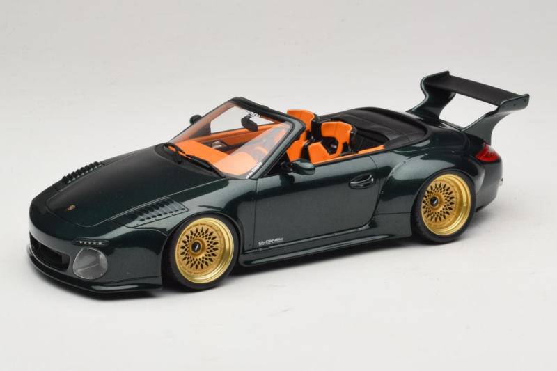 Porsche 911 992 Cabriolet Old & New Tokyo Auto Salon GT Spirit 1:18 GT548 Resina