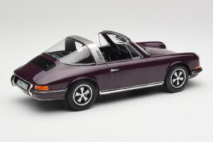 Porsche 911 E Targa Viola Norev 1:18 187644 Pressofusione — immagine 3 di 7