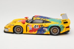 Porsche 911 GT1 #1 D. Rohr / R. Pilgrim / A. McNish 1997 UT Models 1:18 39724 Pressofusione — immagine 4 di 8