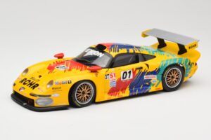 Porsche 911 GT1 #1 D. Rohr / R. Pilgrim / A. McNish 1997 UT Models 1:18 39724 Pressofusione