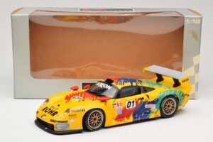 Porsche 911 GT1 #1 D. Rohr / R. Pilgrim / A. McNish 1997 UT Models 1:18 39724 Pressofusione — immagine 8 di 8