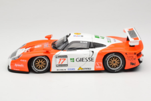 Porsche 911 GT1 Marlboro #17 E. Collard / M. Baldi FIA GT Championship 1997 UT Models 1:18 39722 Pressofusione — immagine 4 di 8