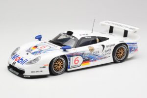 Porsche 911 GT1 #6 T. Boutsen / H-J. Stuck 1997 UT Models 1:18 39720 Pressofusione