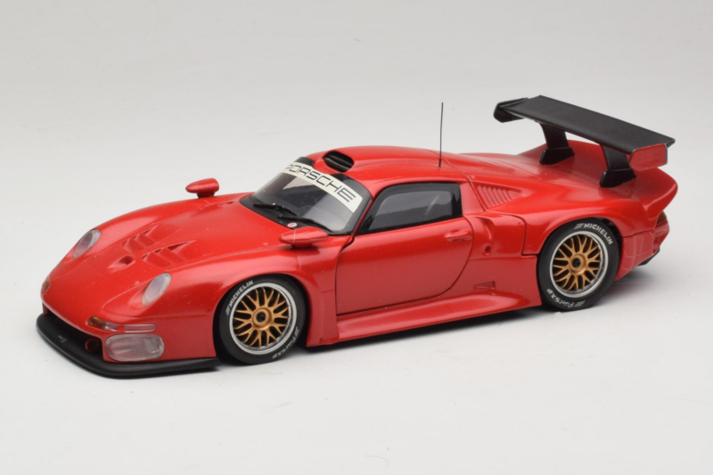 Porsche 911 GT1 Concept Rosso UT Models 1:18 180966625-R1 Pressofusione