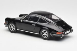 Porsche 911 S Nero Schuco 1:18 450047200 Pressofusione — immagine 7 di 8